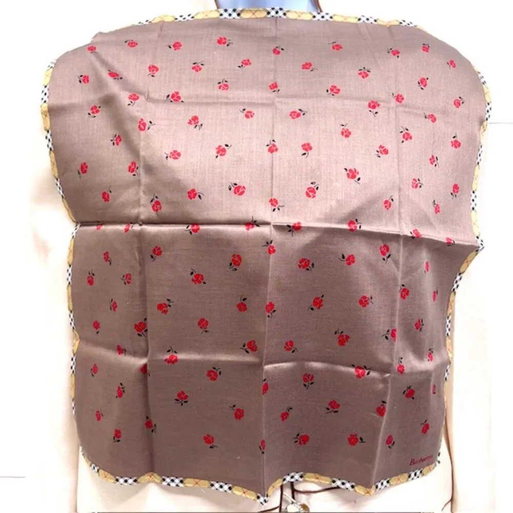 New Burberry London Miniscarf/Handker cotton 19